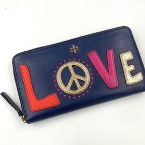 Tory Burch Peace Zip Continental
Leather Wallet Navy Sea.